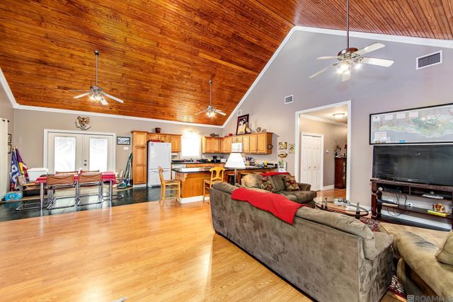 178 Flounder Ct, Dulac, LA 70353