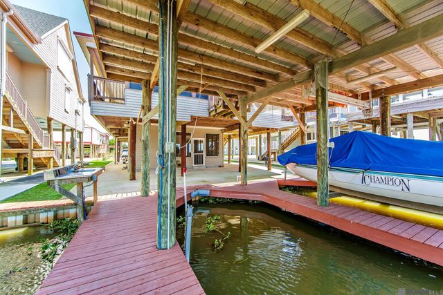 178 Flounder Ct, Dulac, LA 70353