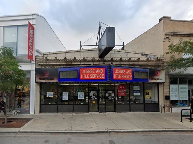 2735 N Clark Street, Chicago, IL 60614