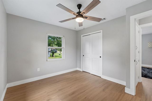 5029 19TH STREET, Zephyrhills, FL 33542