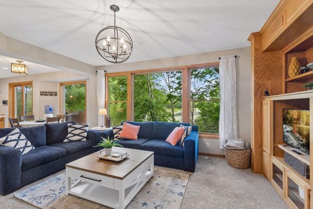 6402 Langer Lane, Hugo, MN 55038