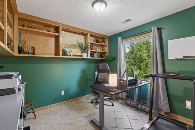 6402 Langer Lane, Hugo, MN 55038