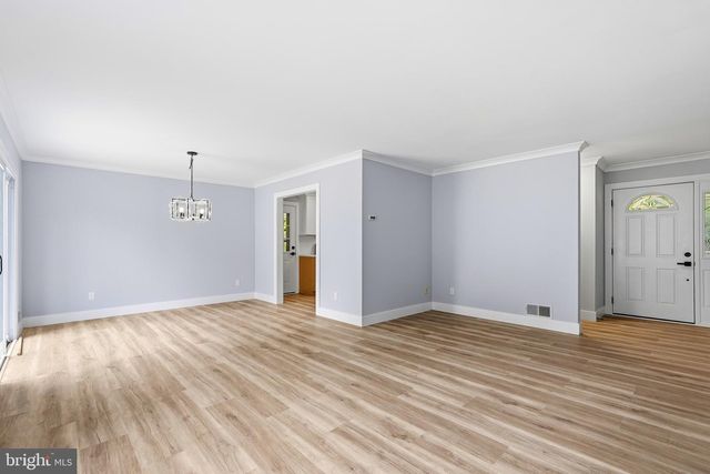 8416 DANFORD CT, Springfield, VA 22152