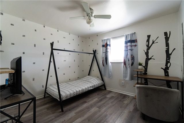 1746 Mission Dr, Corpus Christi, TX 78417
