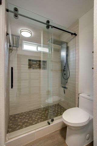 319 Stoneledge, Irving, TX 75063