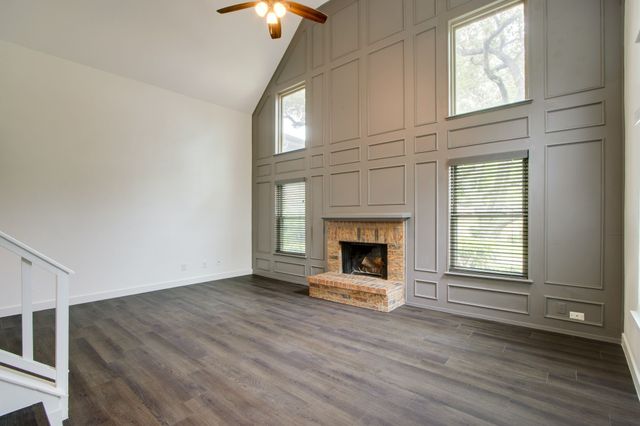 319 Stoneledge, Irving, TX 75063