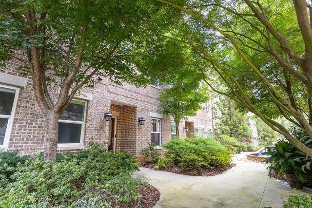347 Brownstones Circle NE, Atlanta, GA 30312
