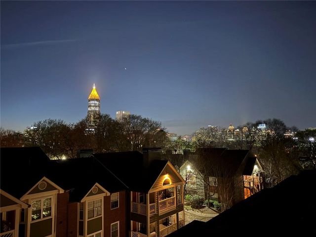 347 Brownstones Circle NE, Atlanta, GA 30312
