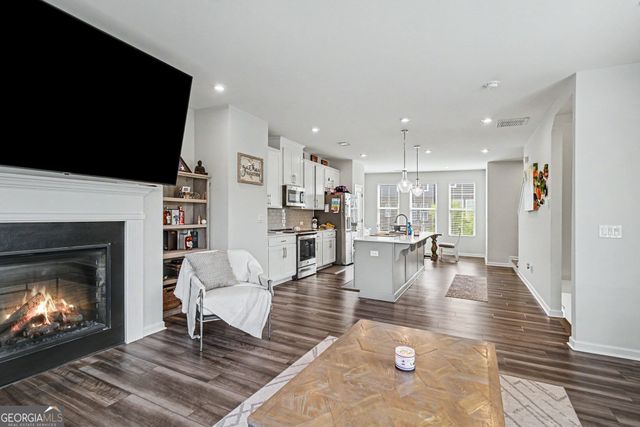 1000 Taylor Court, Acworth, GA 30102