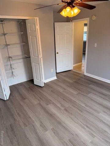 1857 Russell Avenue, Lincoln Park, MI 48146