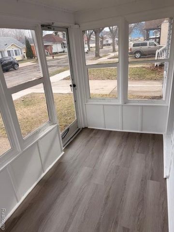 1857 Russell Avenue, Lincoln Park, MI 48146