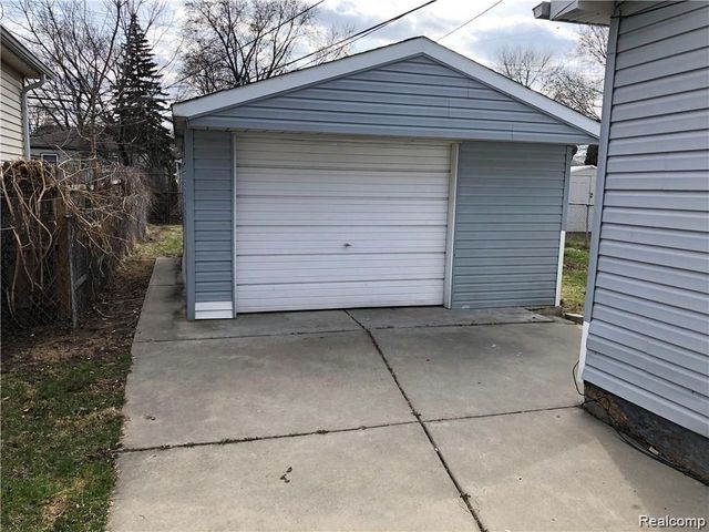 1857 Russell Avenue, Lincoln Park, MI 48146