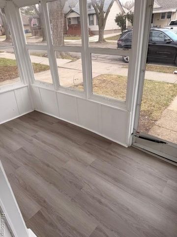 1857 Russell Avenue, Lincoln Park, MI 48146