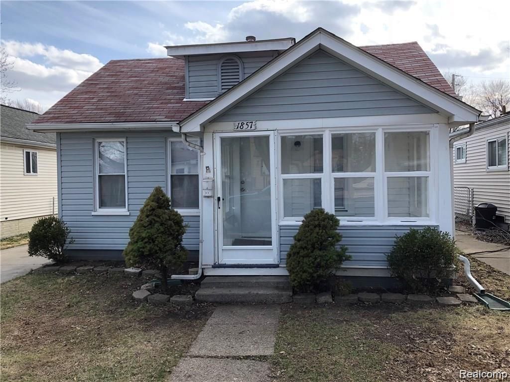 1857 Russell Avenue, Lincoln Park, MI 48146