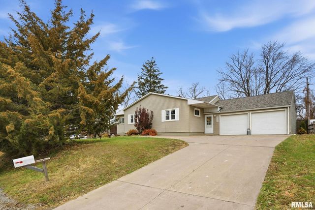 9520 115TH Street, Blue Grass, IA 52726