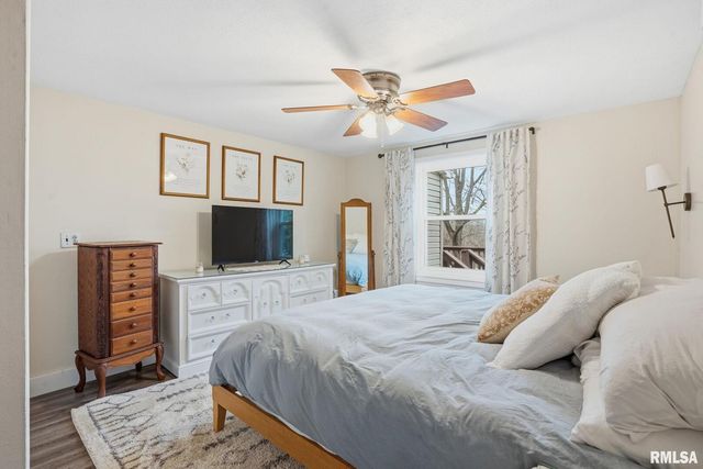 9520 115TH Street, Blue Grass, IA 52726