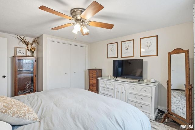 9520 115TH Street, Blue Grass, IA 52726