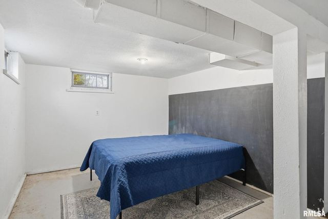 9520 115TH Street, Blue Grass, IA 52726