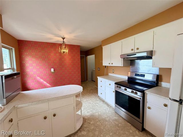 211 Shepard Street, Saginaw, MI 48604