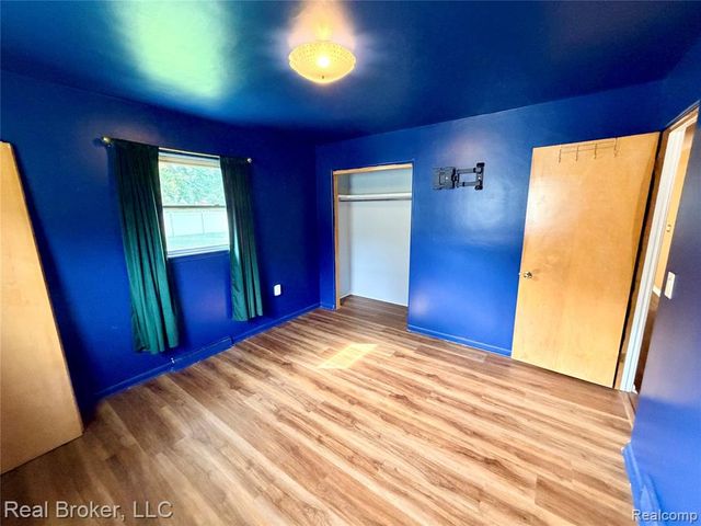 211 Shepard Street, Saginaw, MI 48604