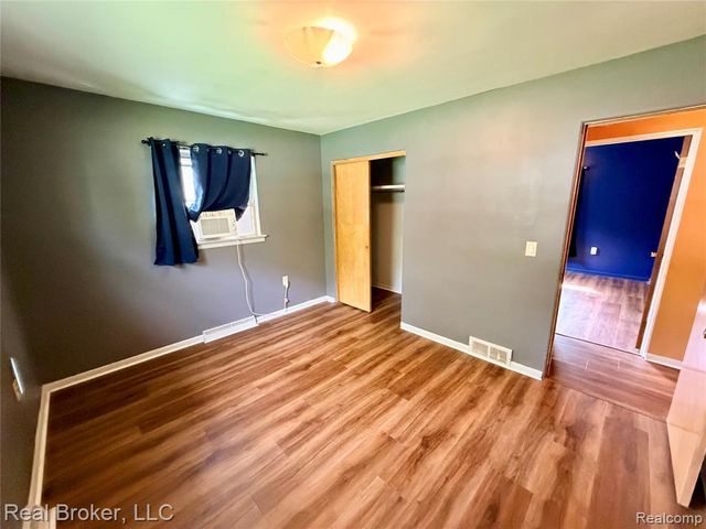 211 Shepard Street, Saginaw, MI 48604