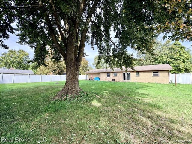 211 Shepard Street, Saginaw, MI 48604