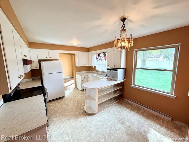 211 Shepard Street, Saginaw, MI 48604
