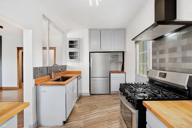 4864 N Ashland Avenue 3W, Chicago, IL 60640