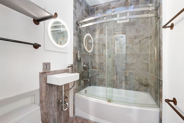 4864 N Ashland Avenue 3W, Chicago, IL 60640