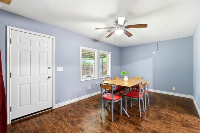 3910 Dickinson Avenue, Dickinson, TX 77539