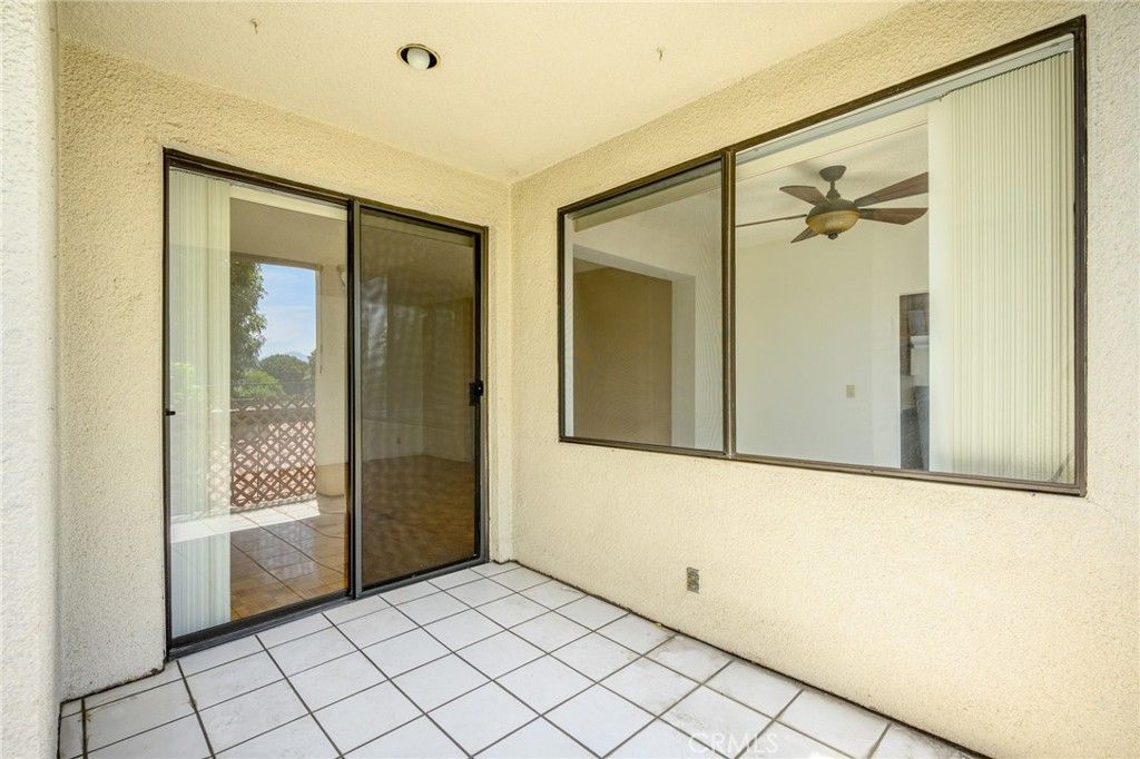 Image 17 of property listing at 1305 N Columbus Avenue 109, Glendale, CA 91202