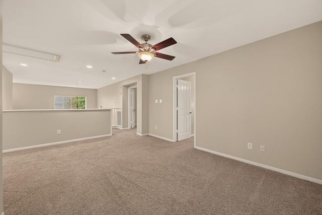 51 E Autumn Branch Circle, The Woodlands, TX 77382