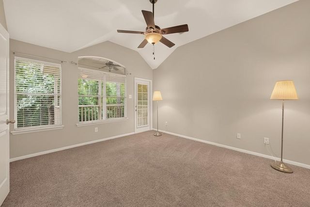 51 E Autumn Branch Circle, The Woodlands, TX 77382