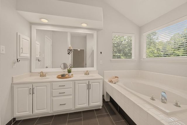 51 E Autumn Branch Circle, The Woodlands, TX 77382