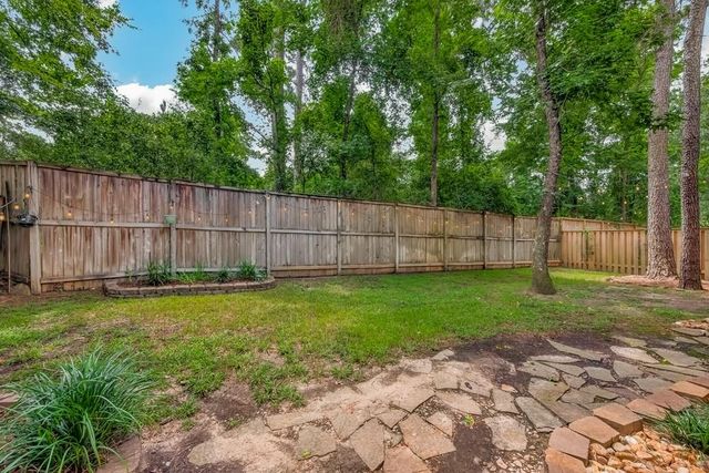 51 E Autumn Branch Circle, The Woodlands, TX 77382