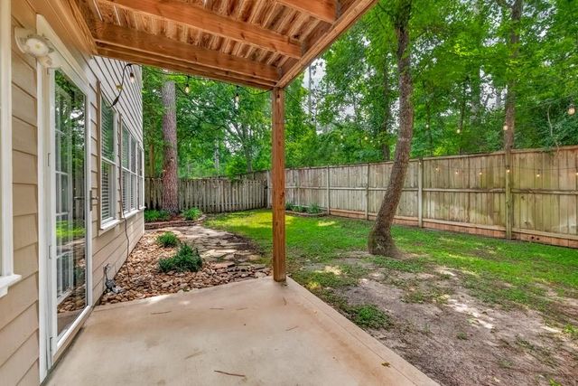 51 E Autumn Branch Circle, The Woodlands, TX 77382
