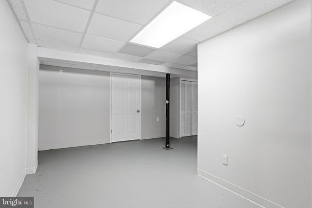 360 HOLLOWBROOK, Ewing, NJ 08638