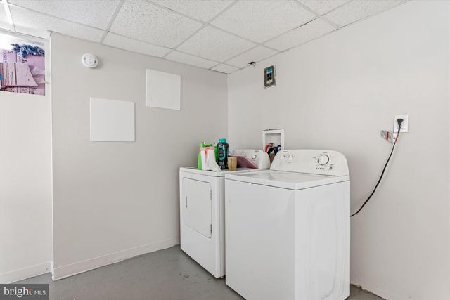 360 HOLLOWBROOK, Ewing, NJ 08638