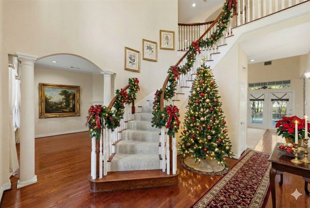 1860 Plum Creek Drive, Midlothian, TX 76065