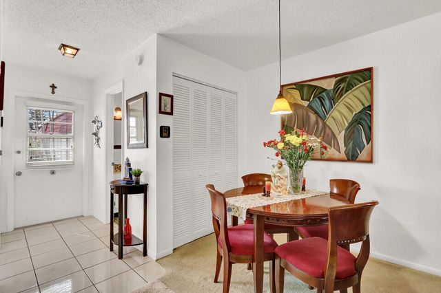 615 Laconia Circle, Greenacres, FL 33467