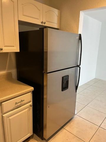 2952 NW 55th Avenue 2A, Lauderhill, FL 33313