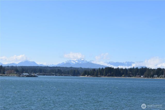 15915 Nesika Bay Road NE, Poulsbo, WA 98370