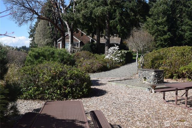 15915 Nesika Bay Road NE, Poulsbo, WA 98370