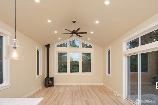 15915 Nesika Bay Road NE, Poulsbo, WA 98370