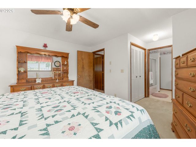 310 HATTON Ave, Eugene, OR 97404