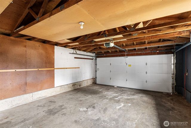 1998 SE Juniper Court, Port Orchard, WA 98366