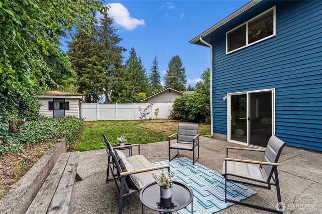 1998 SE Juniper Court, Port Orchard, WA 98366