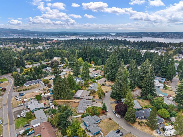 1998 SE Juniper Court, Port Orchard, WA 98366