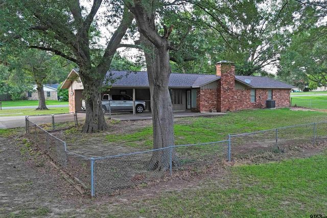 4006 Mark Ln, Mt Pleasant, TX 75455