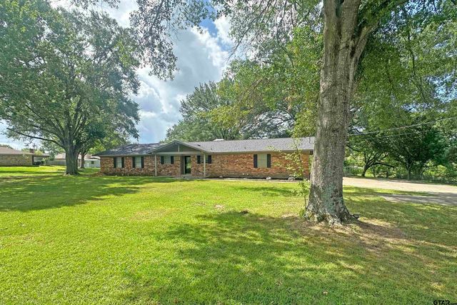 4006 Mark Ln, Mt Pleasant, TX 75455